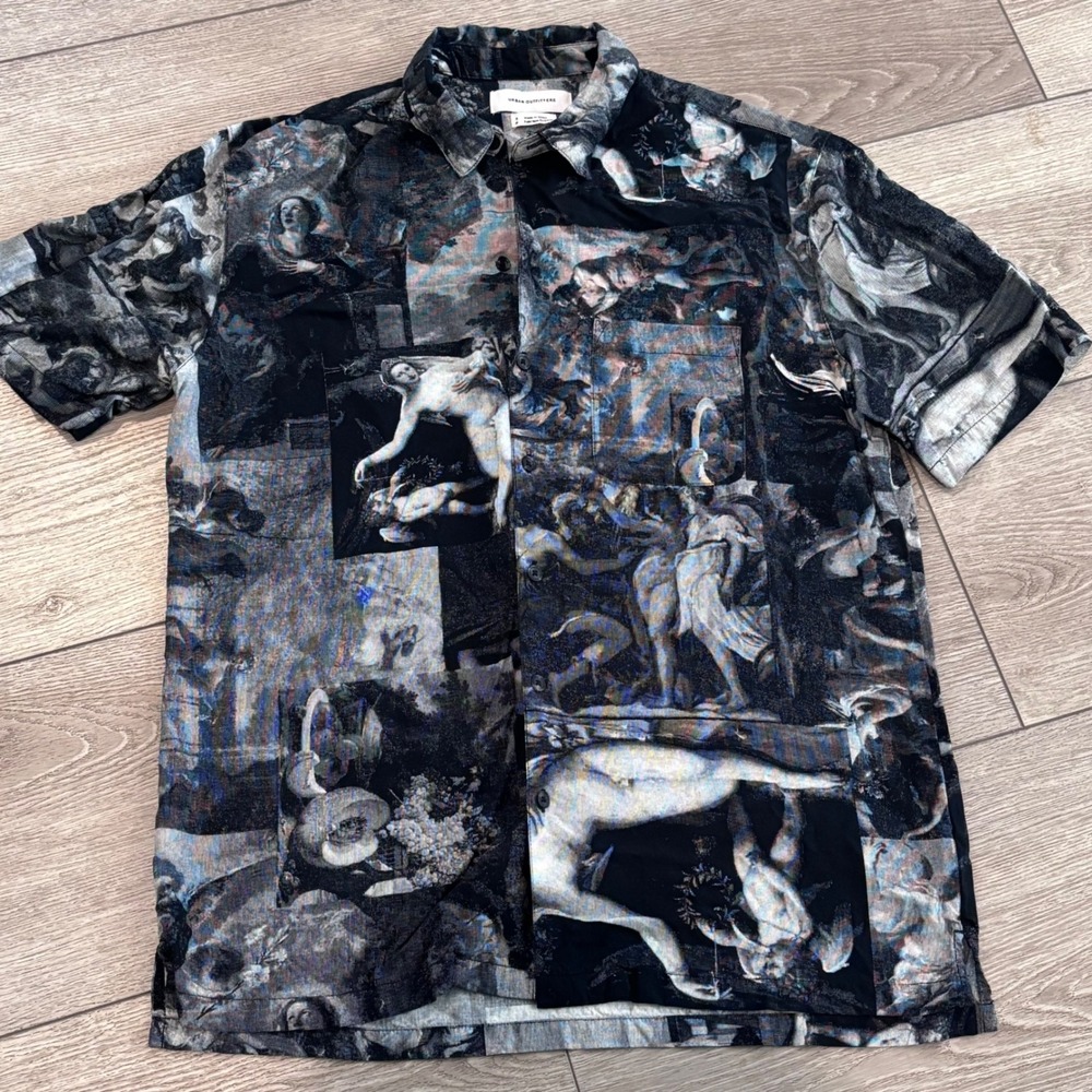 Urban Outfitters Renaissance Art Print Shirt Mens Small Button Down Casual
